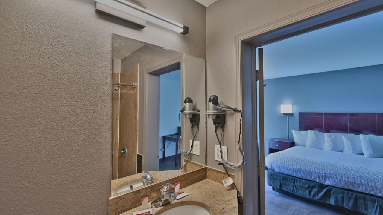Maplehurst Motel Tunkhannock Εξωτερικό φωτογραφία