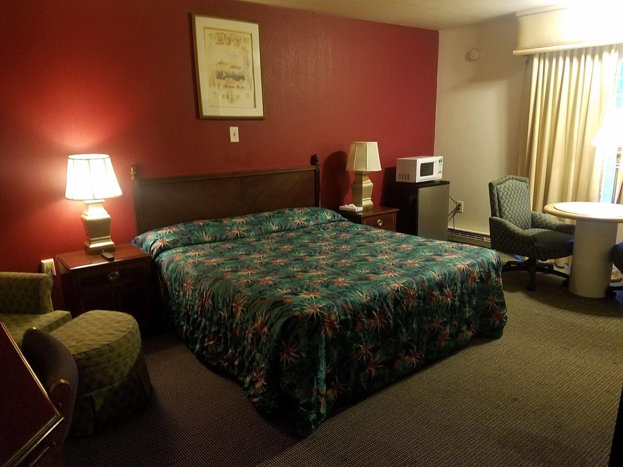 Maplehurst Motel Tunkhannock Εξωτερικό φωτογραφία