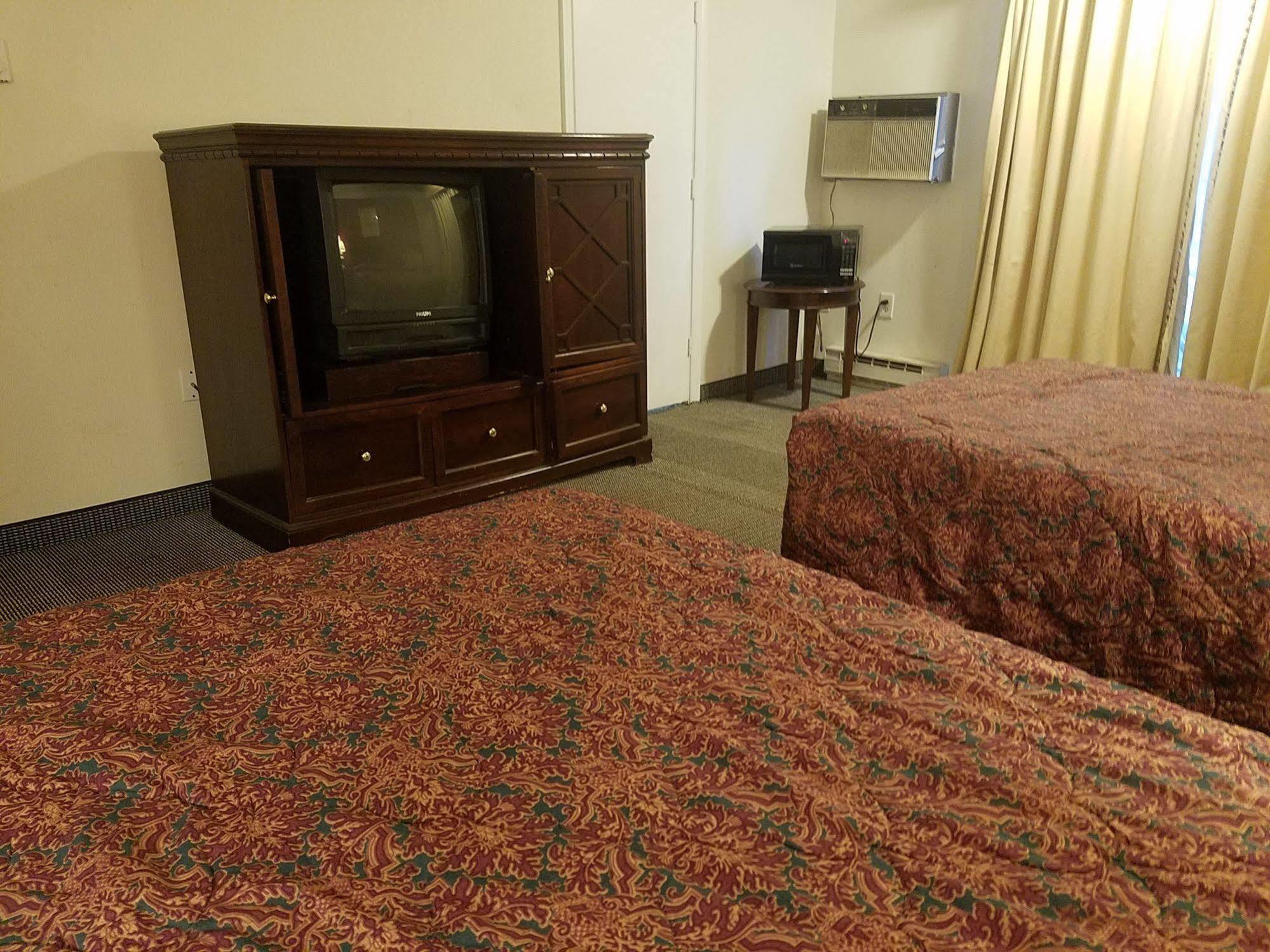 Maplehurst Motel Tunkhannock Εξωτερικό φωτογραφία