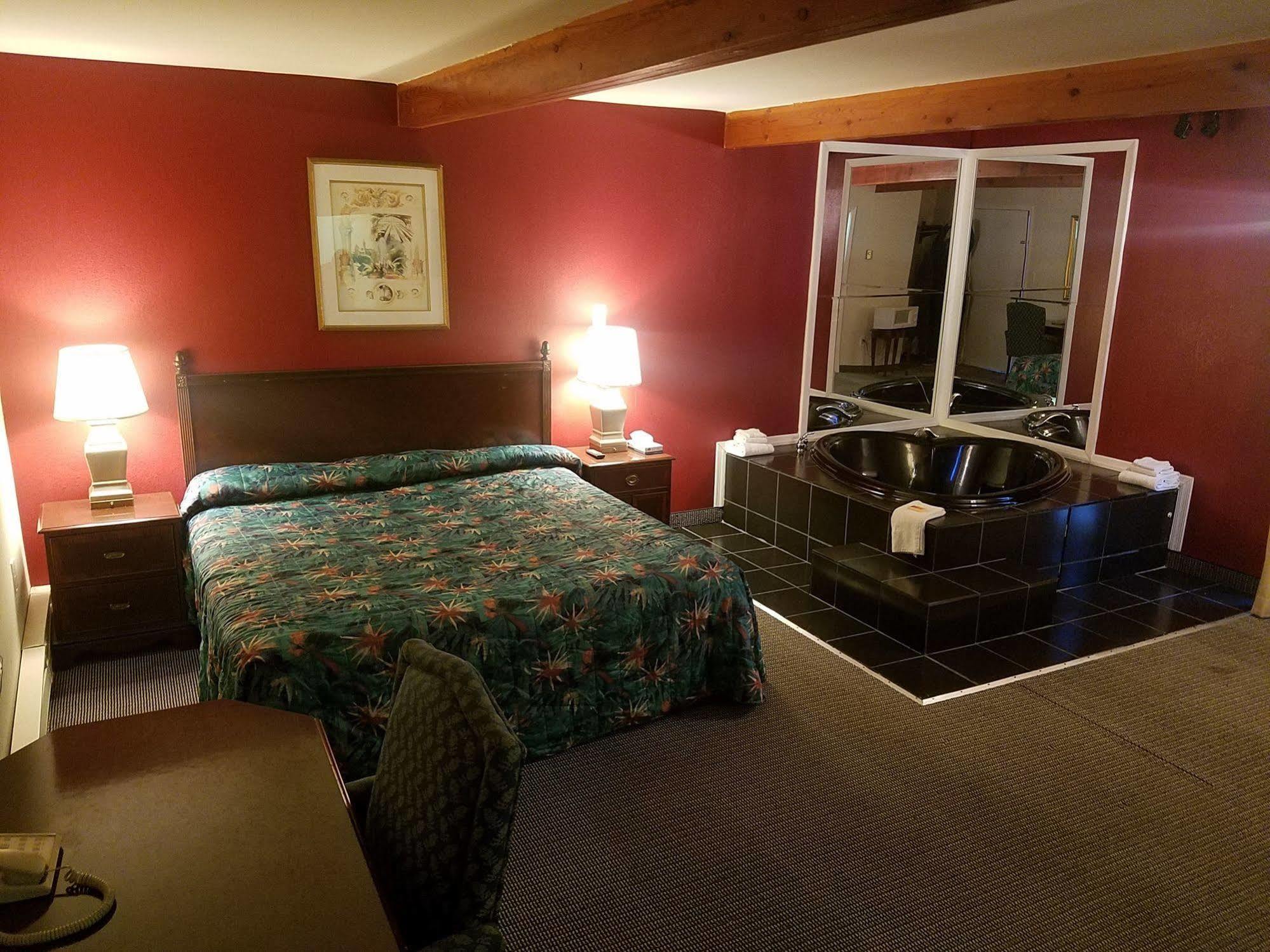 Maplehurst Motel Tunkhannock Εξωτερικό φωτογραφία